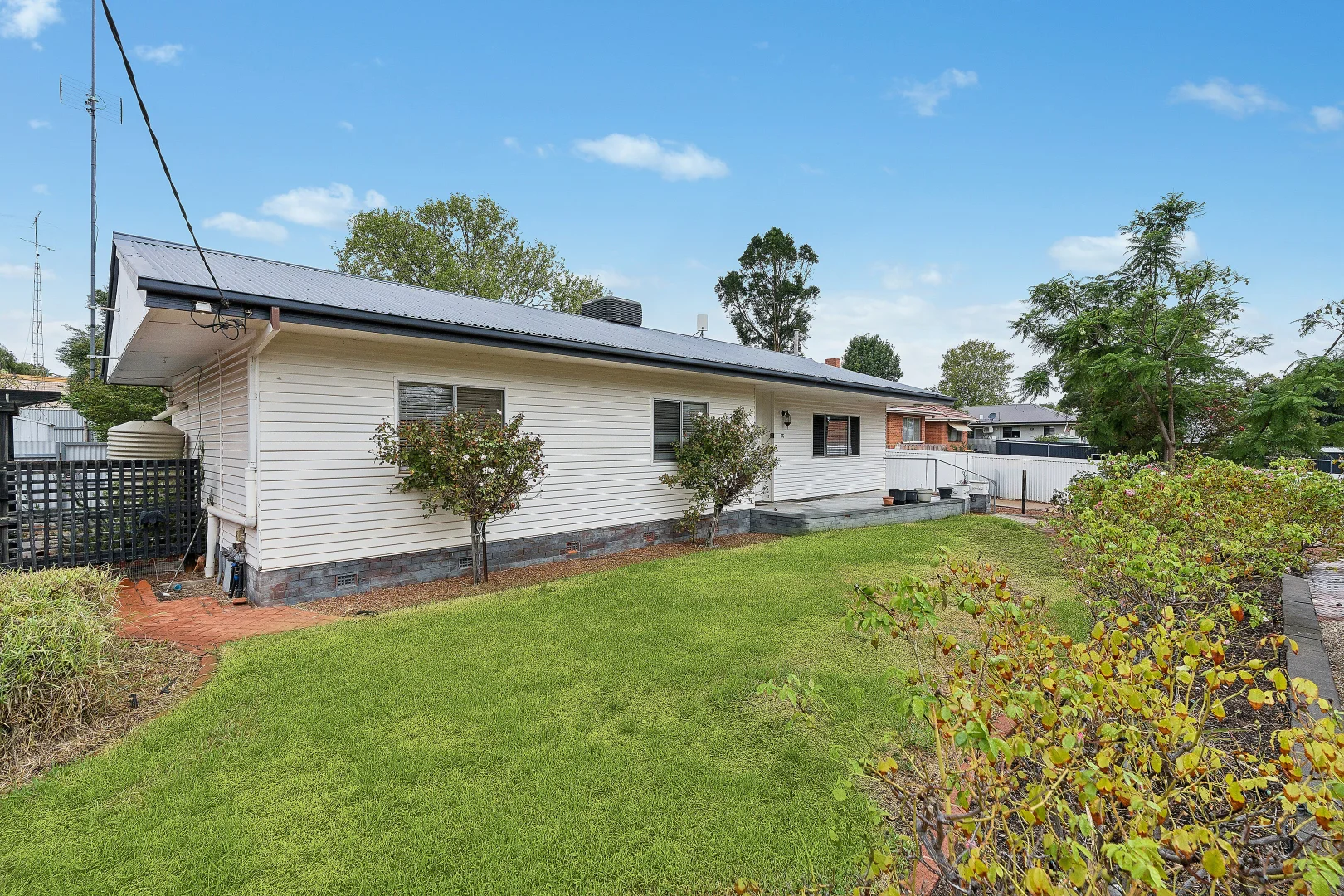 Additional image 13 of 25-27 Frederica Street, Narrandera NSW 2700