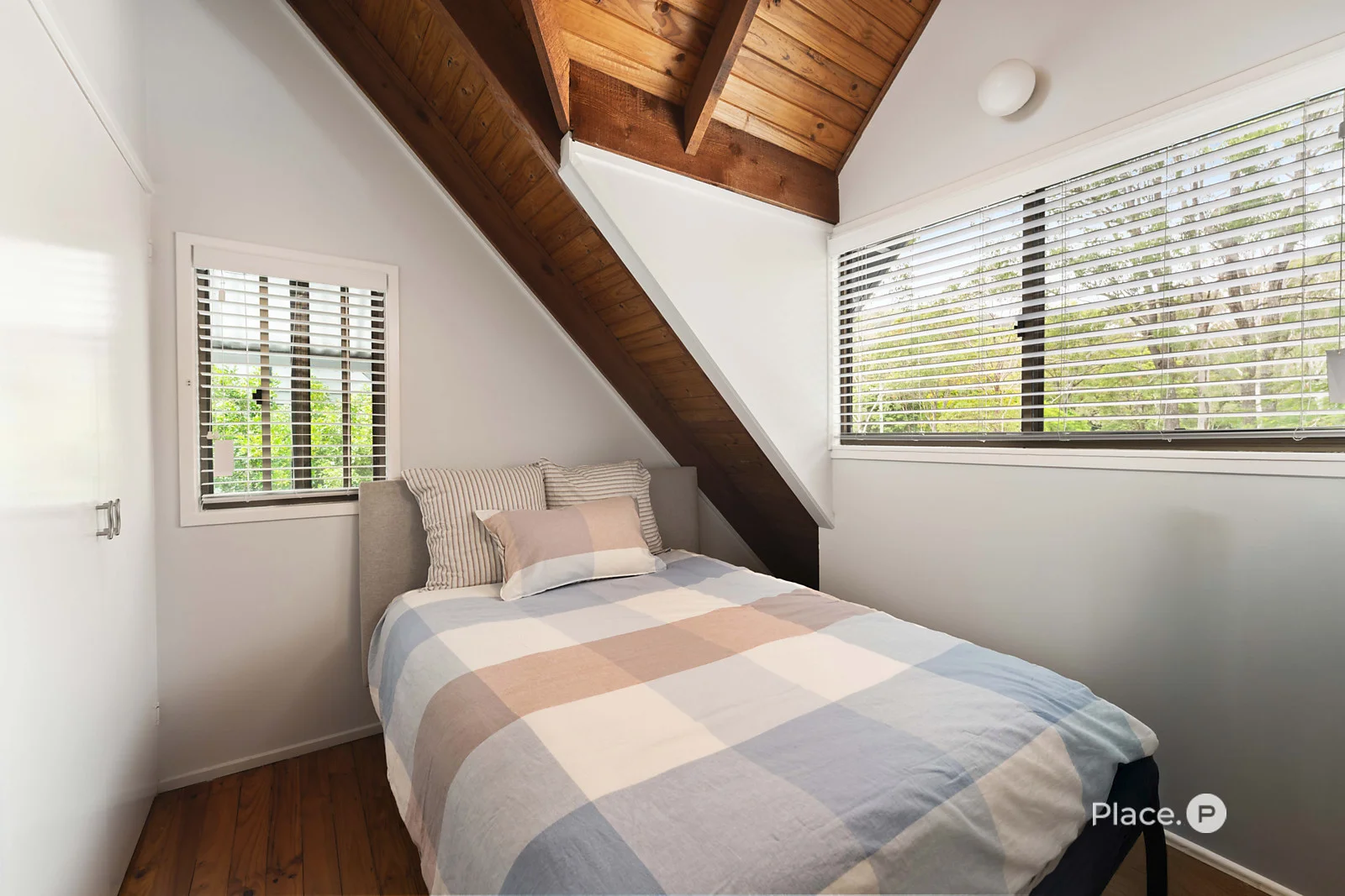 Additional image 12 of 4 Hogan Court, Camp Mountain QLD 4520