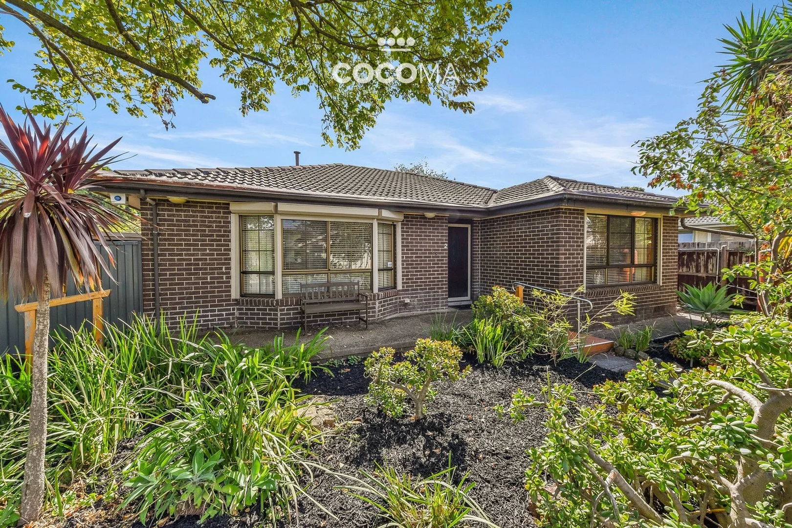2 Deanswood Close, Keysborough VIC 3173
