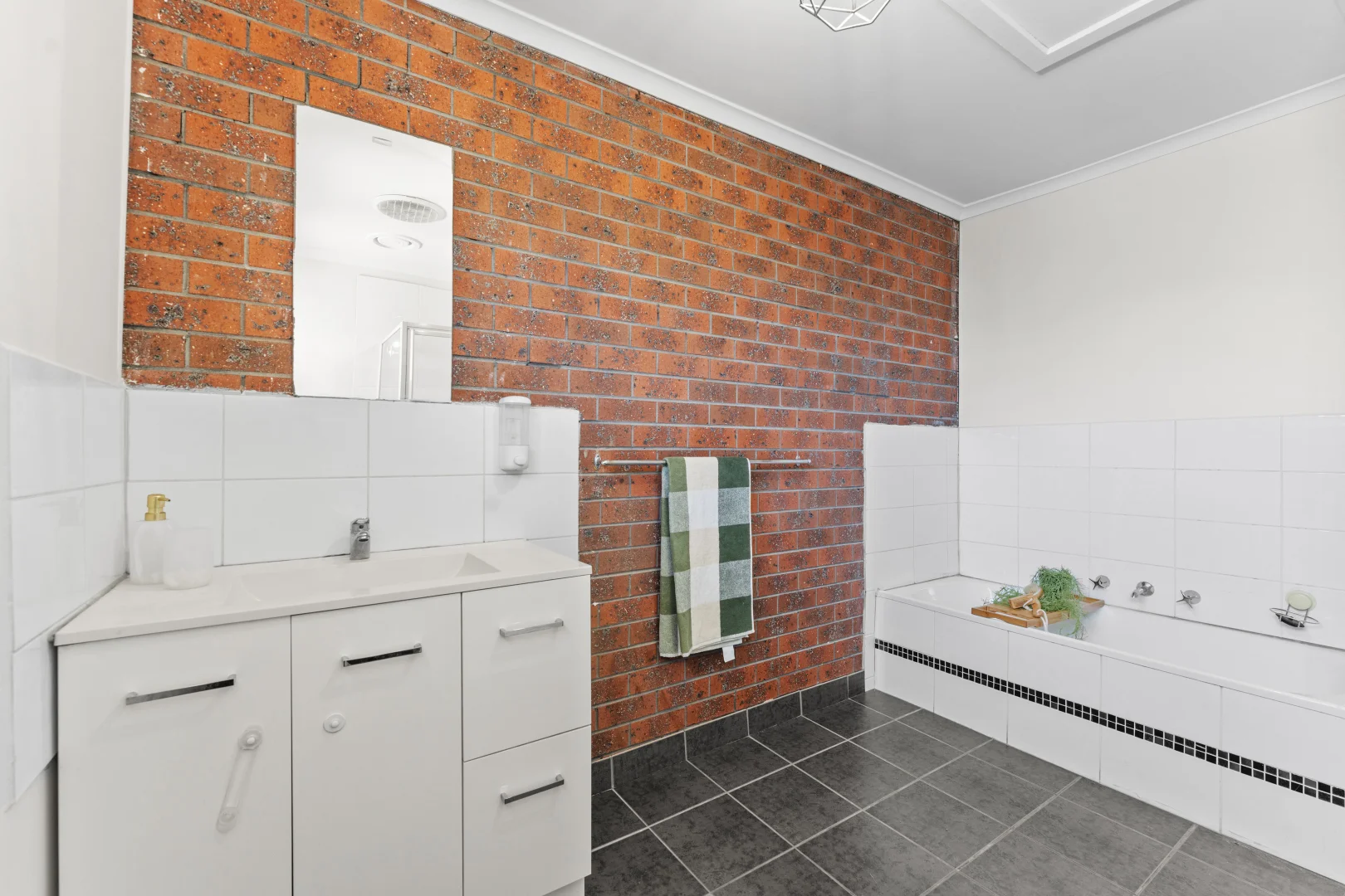 Additional image 6 of 4/51 Spring Street, Thomastown VIC 3074