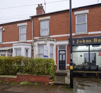 Hearsall Lane, - No Onwards Chain CV5