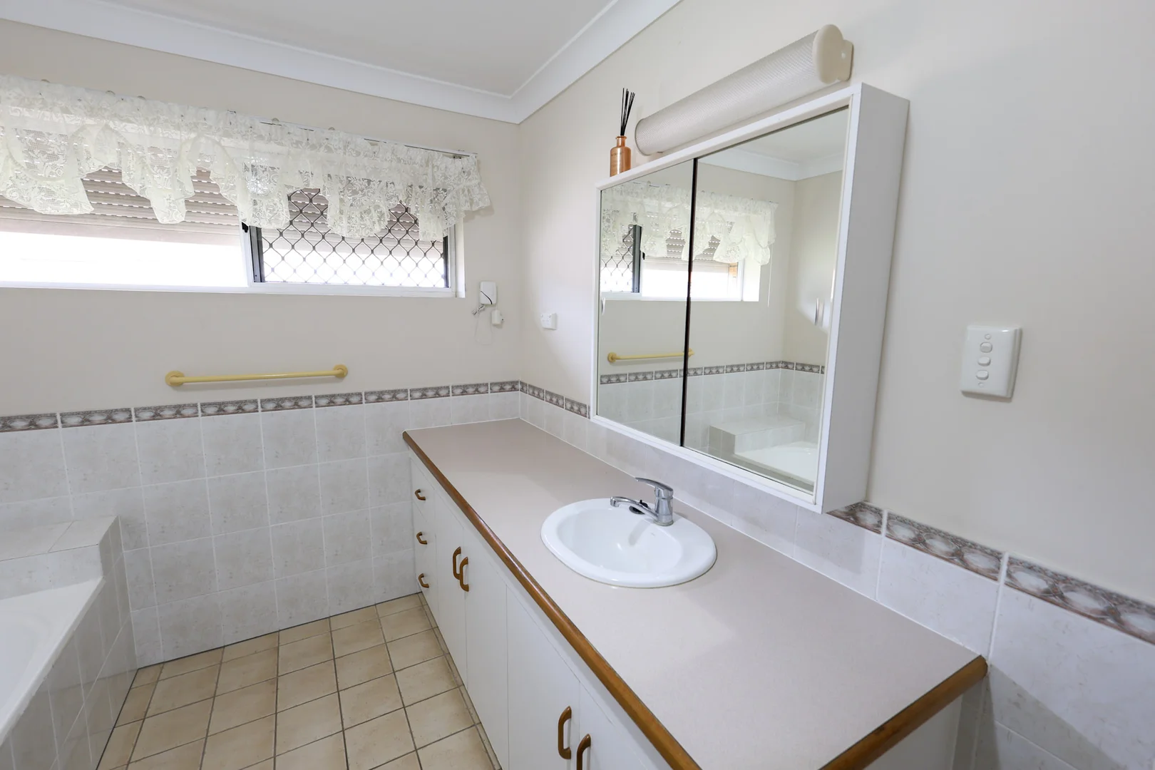 Additional image 14 of 11 Charles Street, Ayr QLD 4807