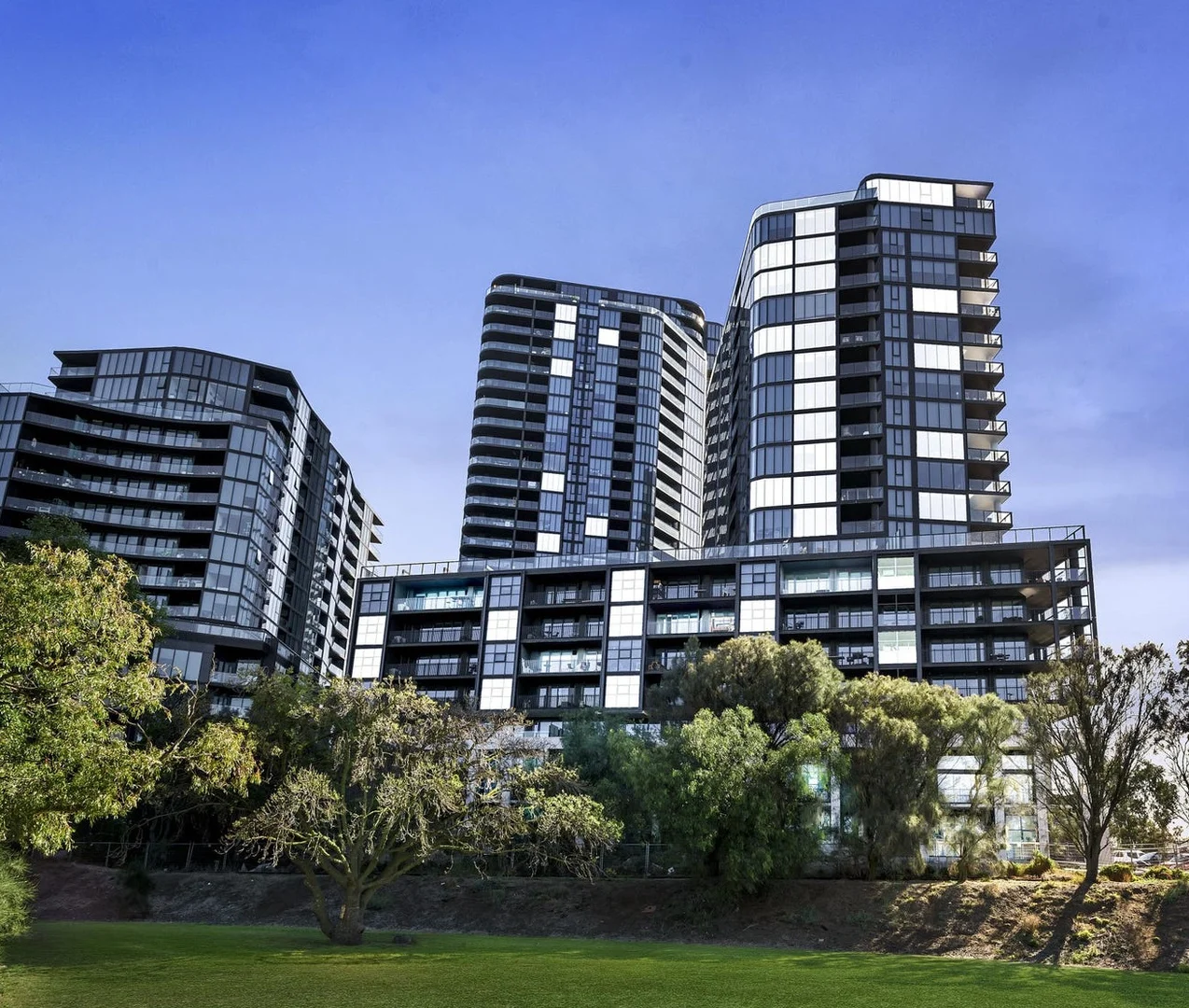 Additional image 12 of 1902D/8 Joseph Road, Footscray VIC 3011