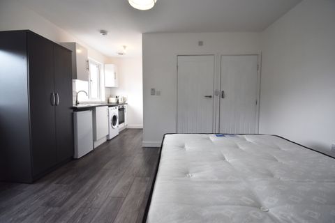 Daventry Road, Coventry CV3, Studio to rent