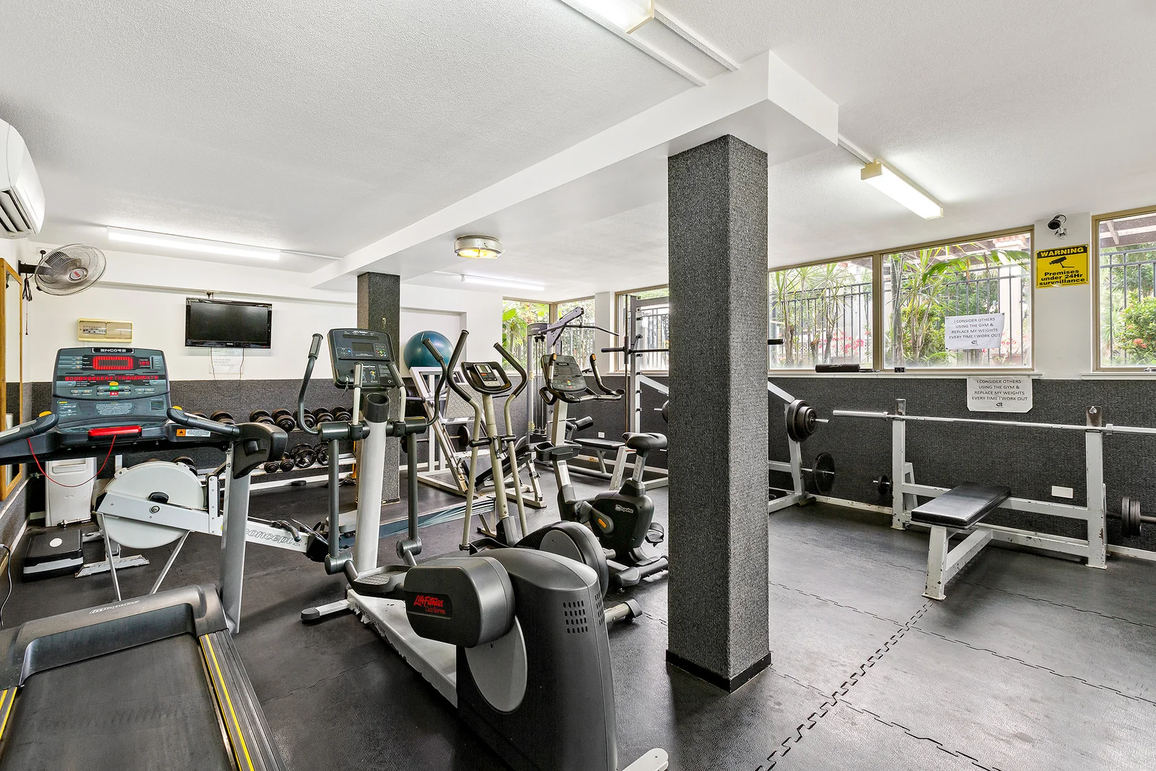 Additional image 10 of 817/12-21 Gregory Street, Westcourt QLD 4870