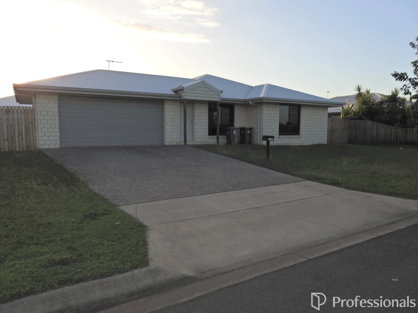 Additional image 12 of 1 & 2/24 Macartney Drive, Marian QLD 4753
