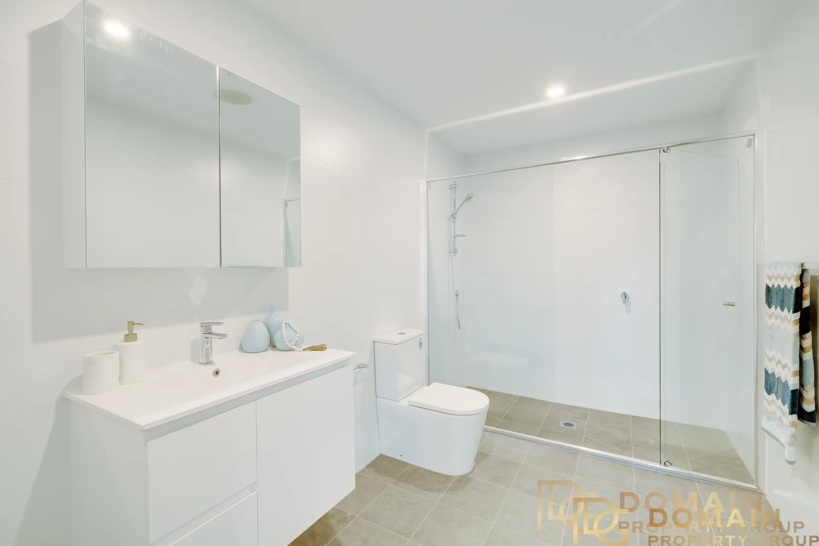 Additional image 7 of 402/8-10 Moore Street, West Gosford NSW 2250