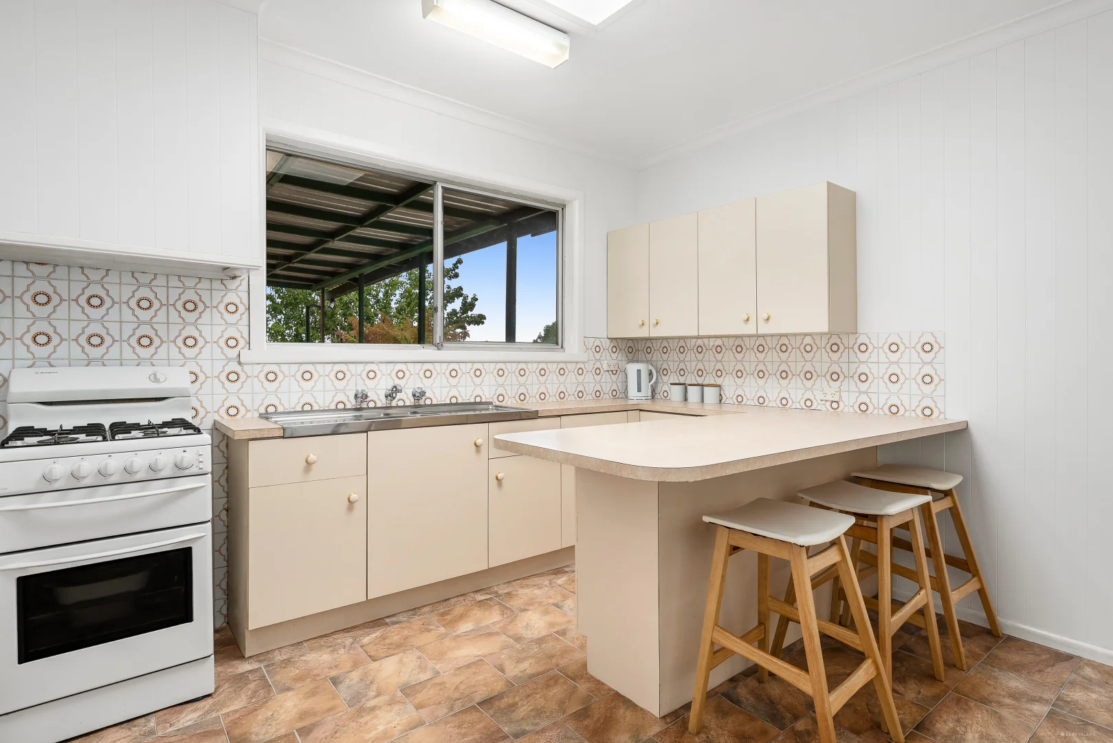 Additional image 3 of 10 Olwen Street, Nunawading VIC 3131