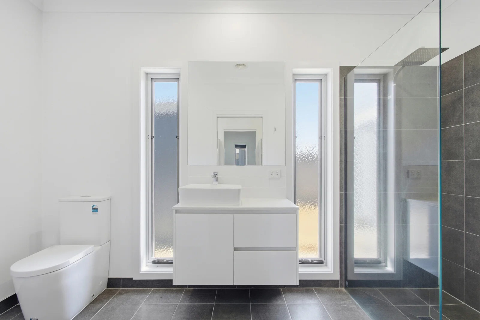 Additional image 12 of 4 Lapwing Lane, Sale VIC 3850