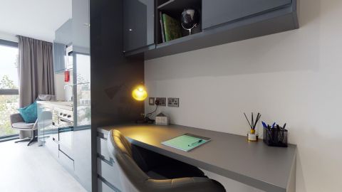 St. Columbas Close, Coventry CV1, Studio to rent