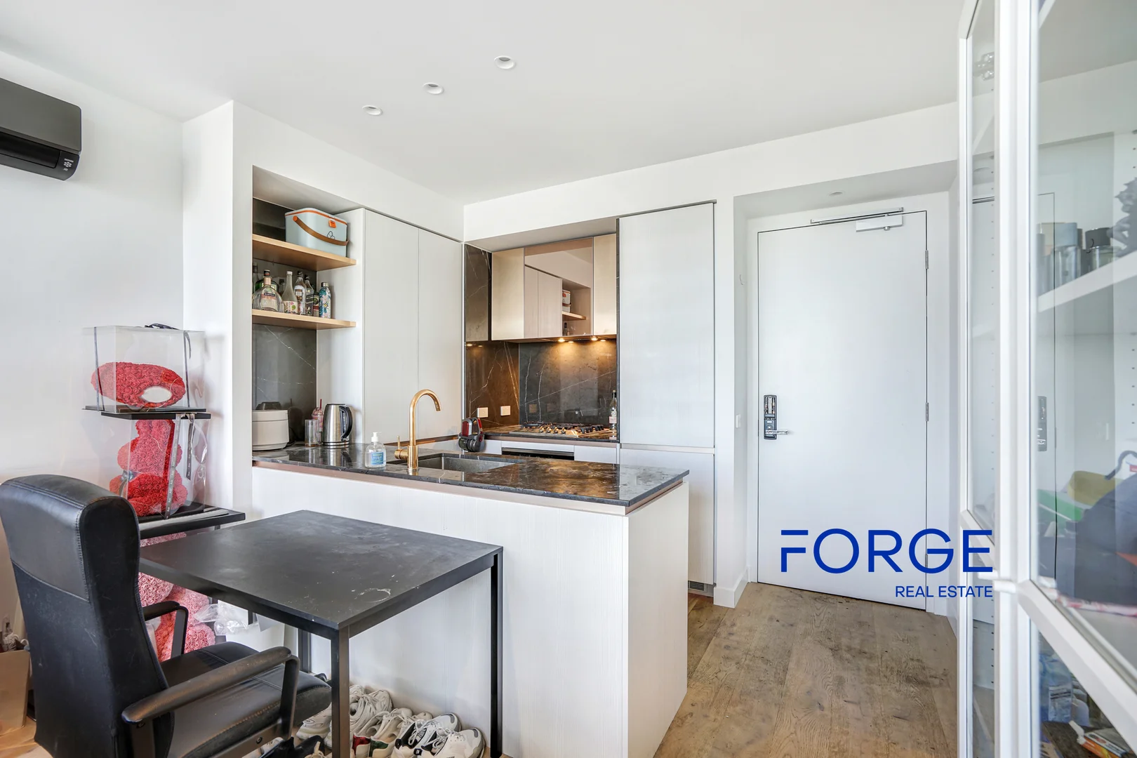 Additional image 5 of 8102/228 La Trobe Street, Melbourne VIC 3000