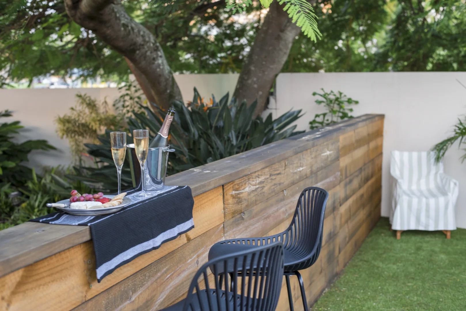 Additional image 14 of 2 Swallow Avenue, Paradise Point QLD 4216