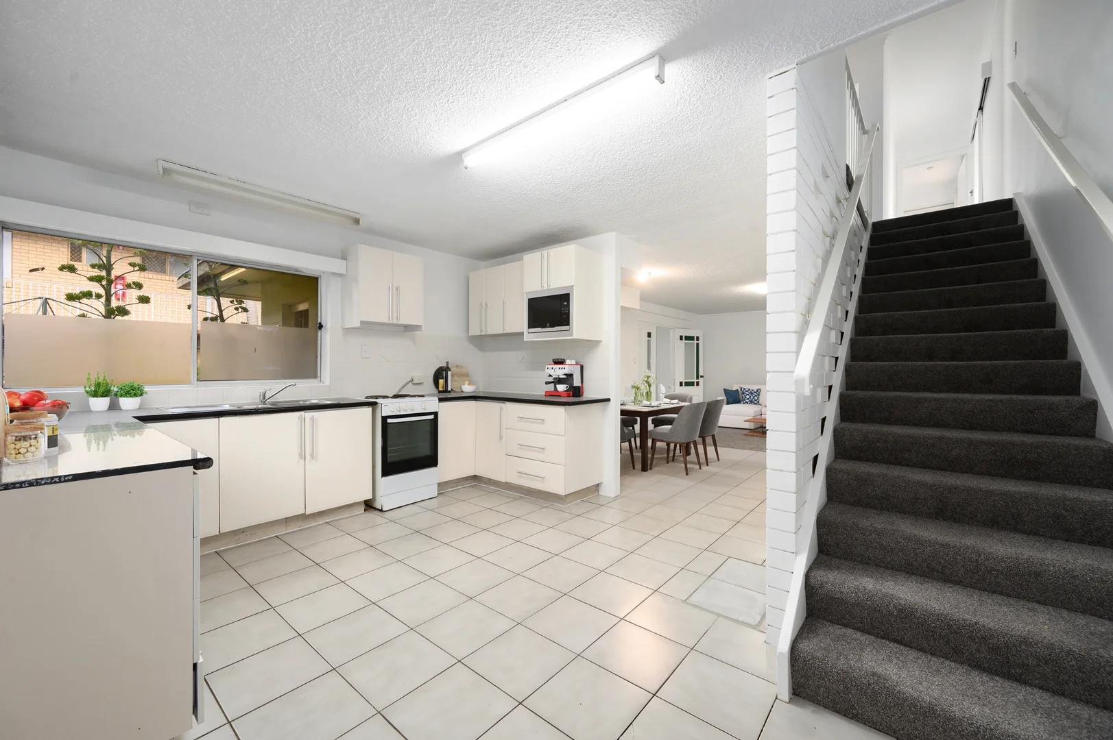 Additional image 9 of 4/161 Muir Street, Labrador QLD 4215