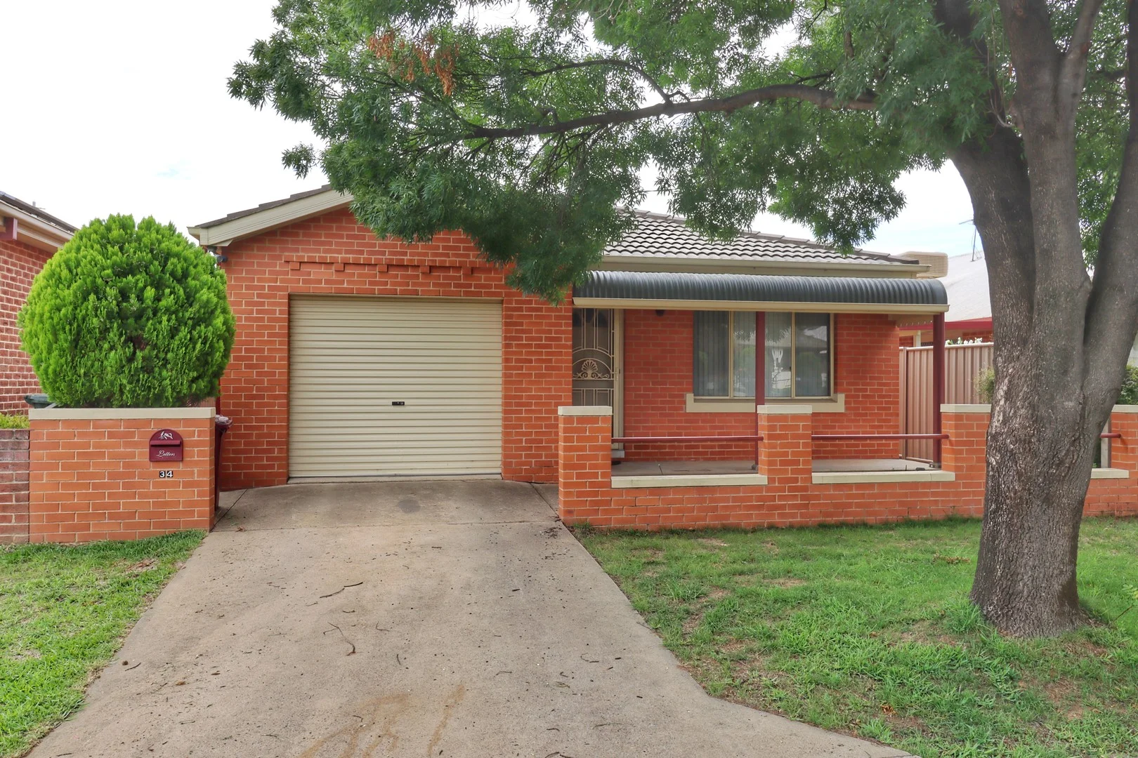 34 Vaux Street, Cowra NSW 2794