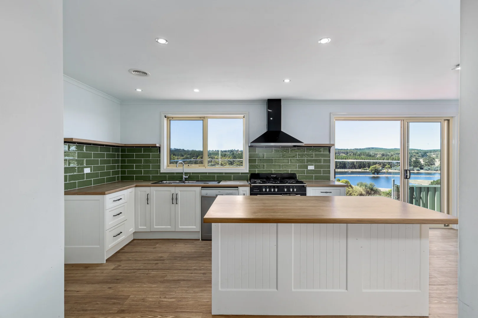 Additional image 2 of 33 Rimmington Drive, Sebastopol VIC 3356