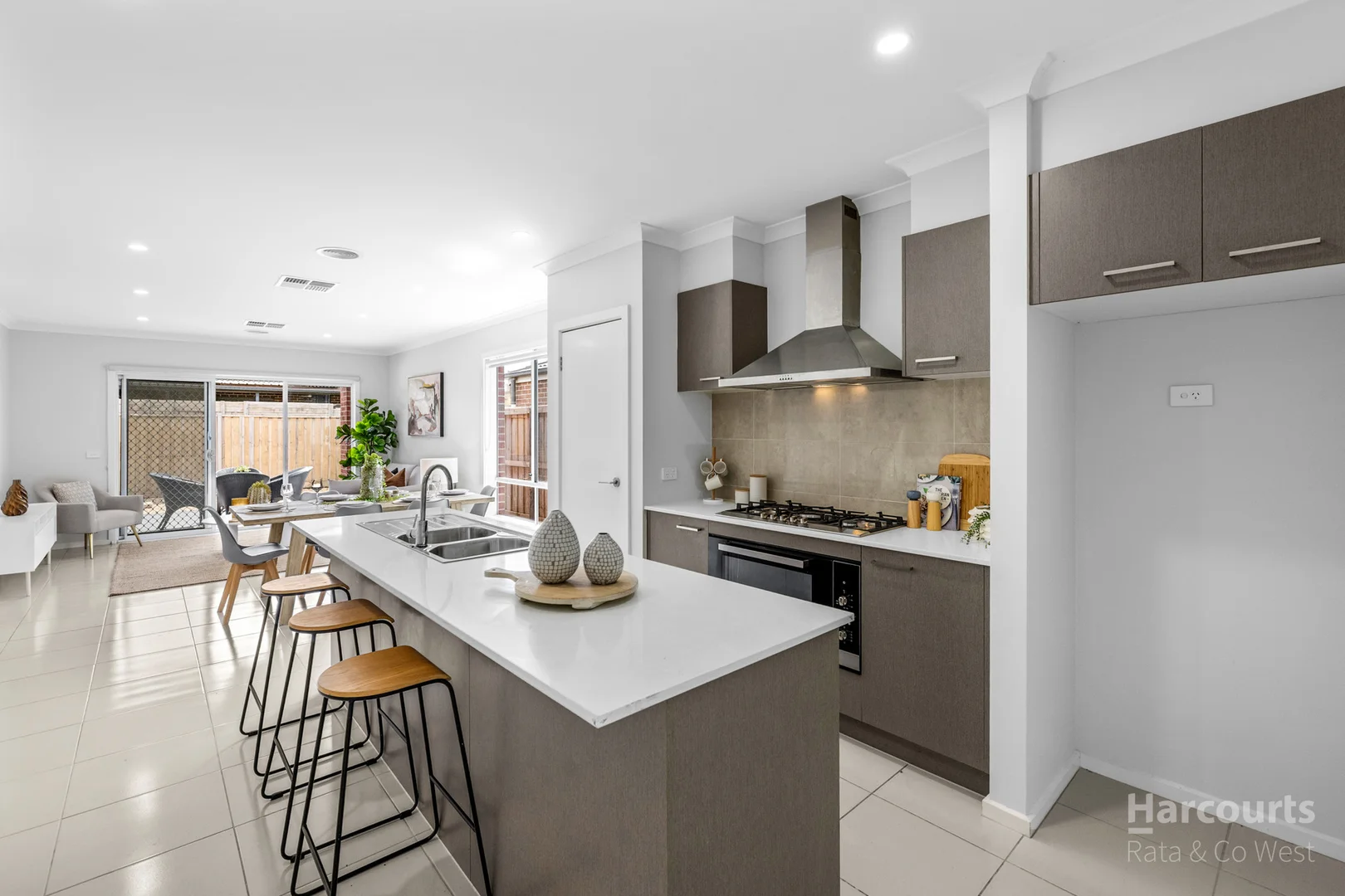 Additional image 4 of 48 Royale Drive, Fraser Rise VIC 3336