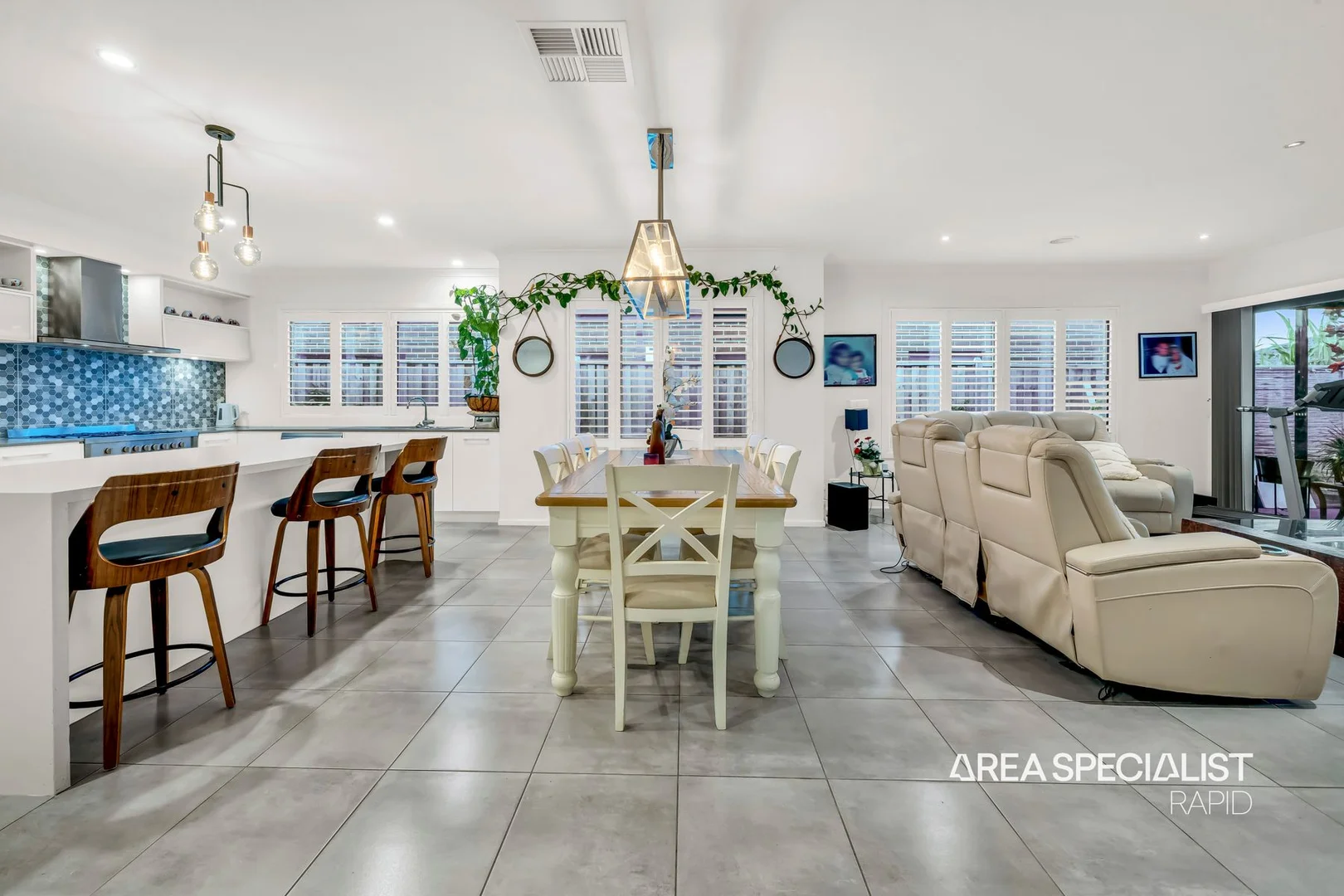 Additional image 8 of 17 Picnic Avenue, Clyde North VIC 3978