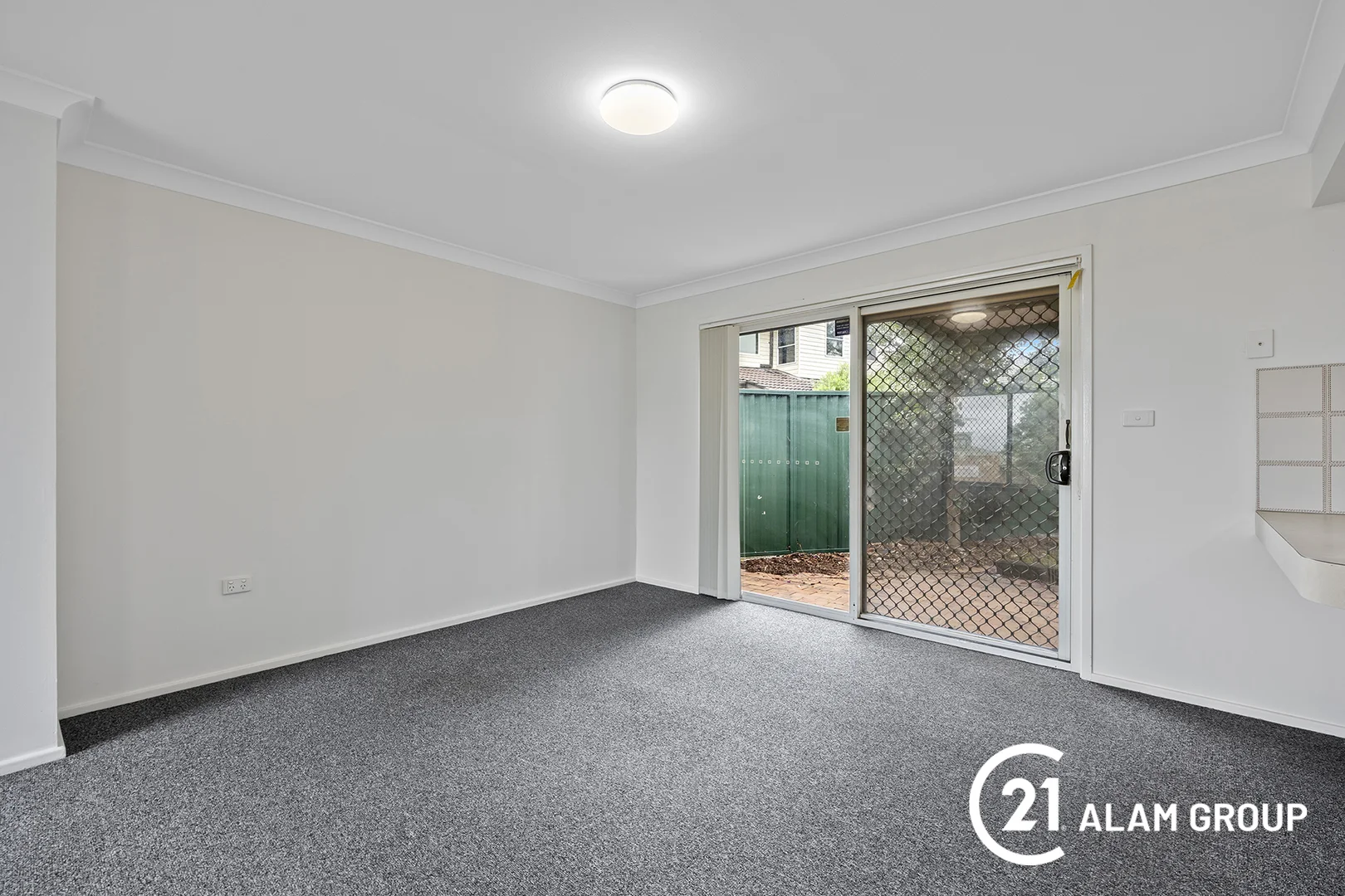 Additional image 4 of 10/84 Townson Avenue, Minto NSW 2566