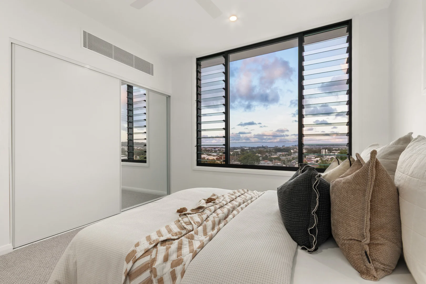 Additional image 9 of 1 & 2/70 Evescourt Road, New Lambton NSW 2305