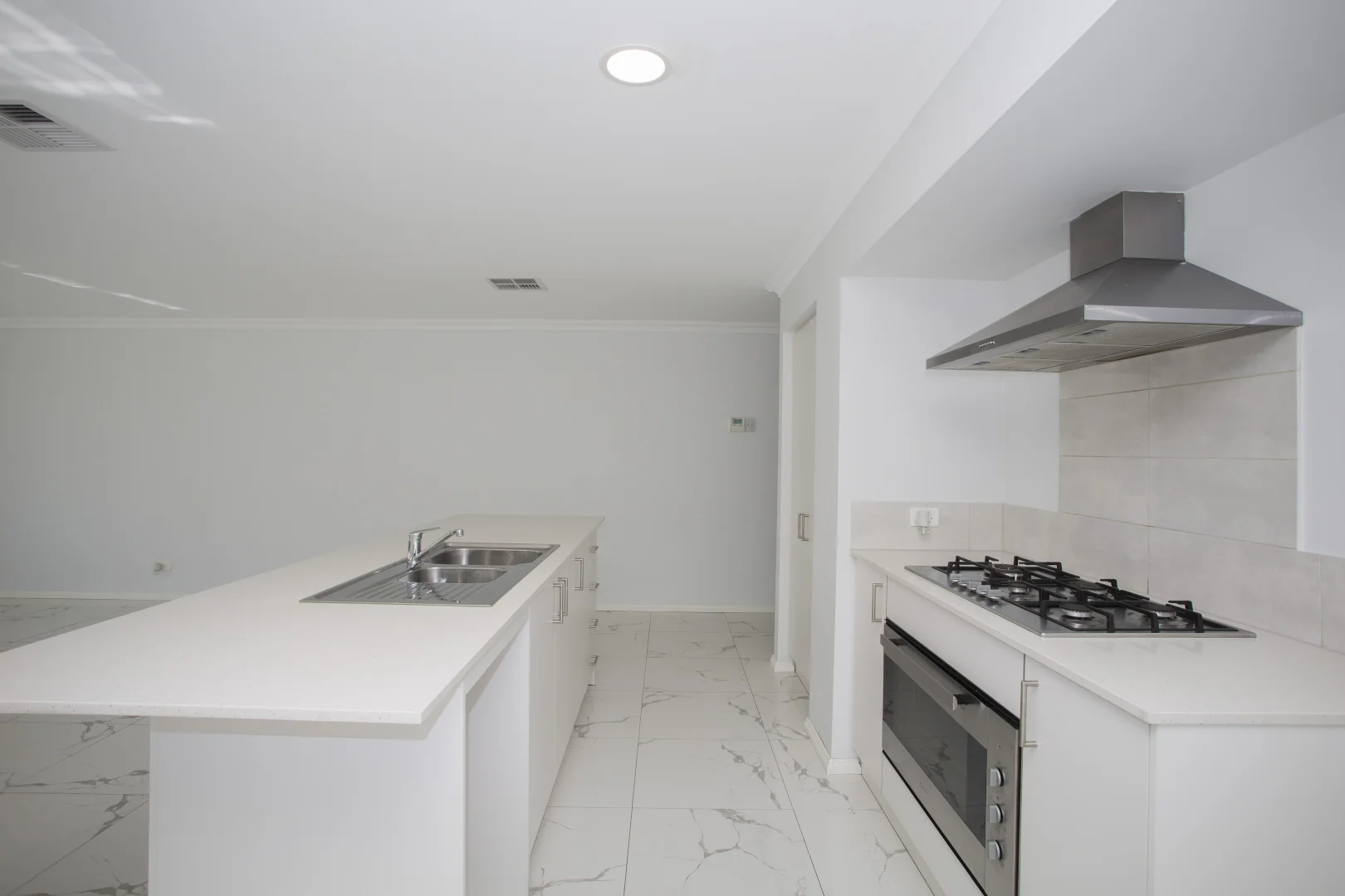 Additional image 7 of 8 Silvergum Way, Piara Waters WA 6112