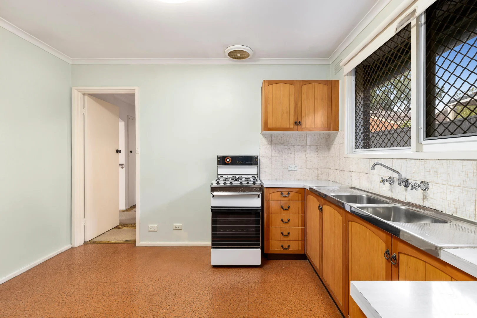Additional image 5 of 5/41 Rattray Road, Montmorency VIC 3094