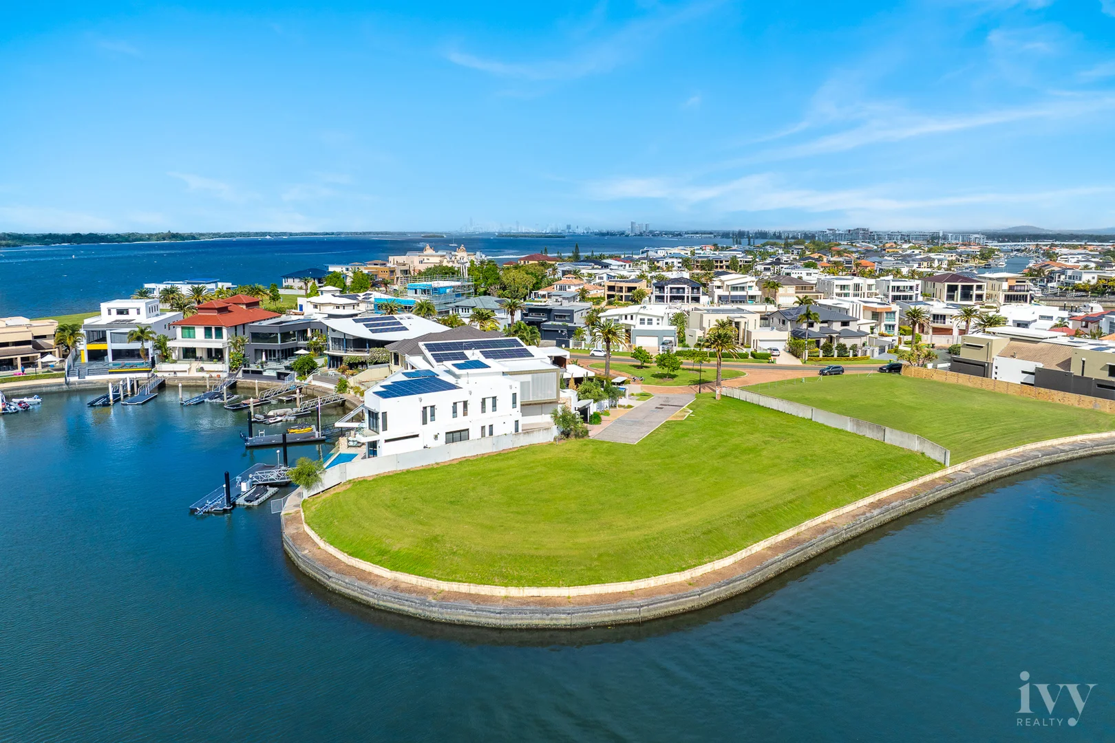 Additional image 7 of 3/11 Regents Court, Sovereign Islands QLD 4216
