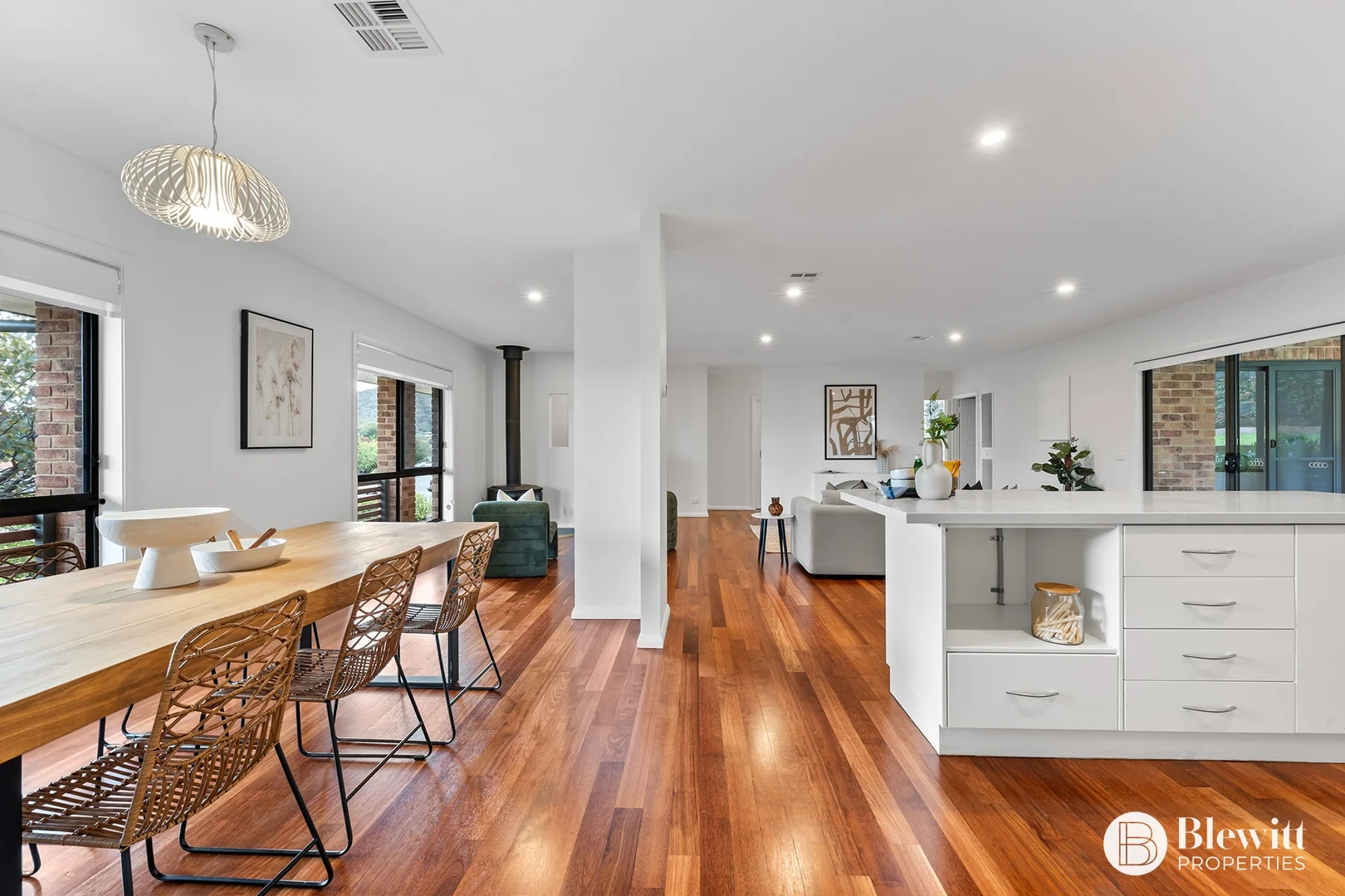 Additional image 7 of 28 Stringybark Drive, Jerrabomberra NSW 2619