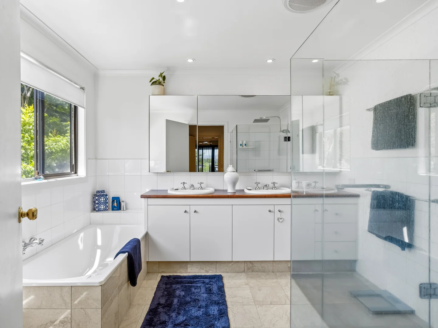 Additional image 30 of 6 Tyrone Avenue, Sorrento QLD 4217