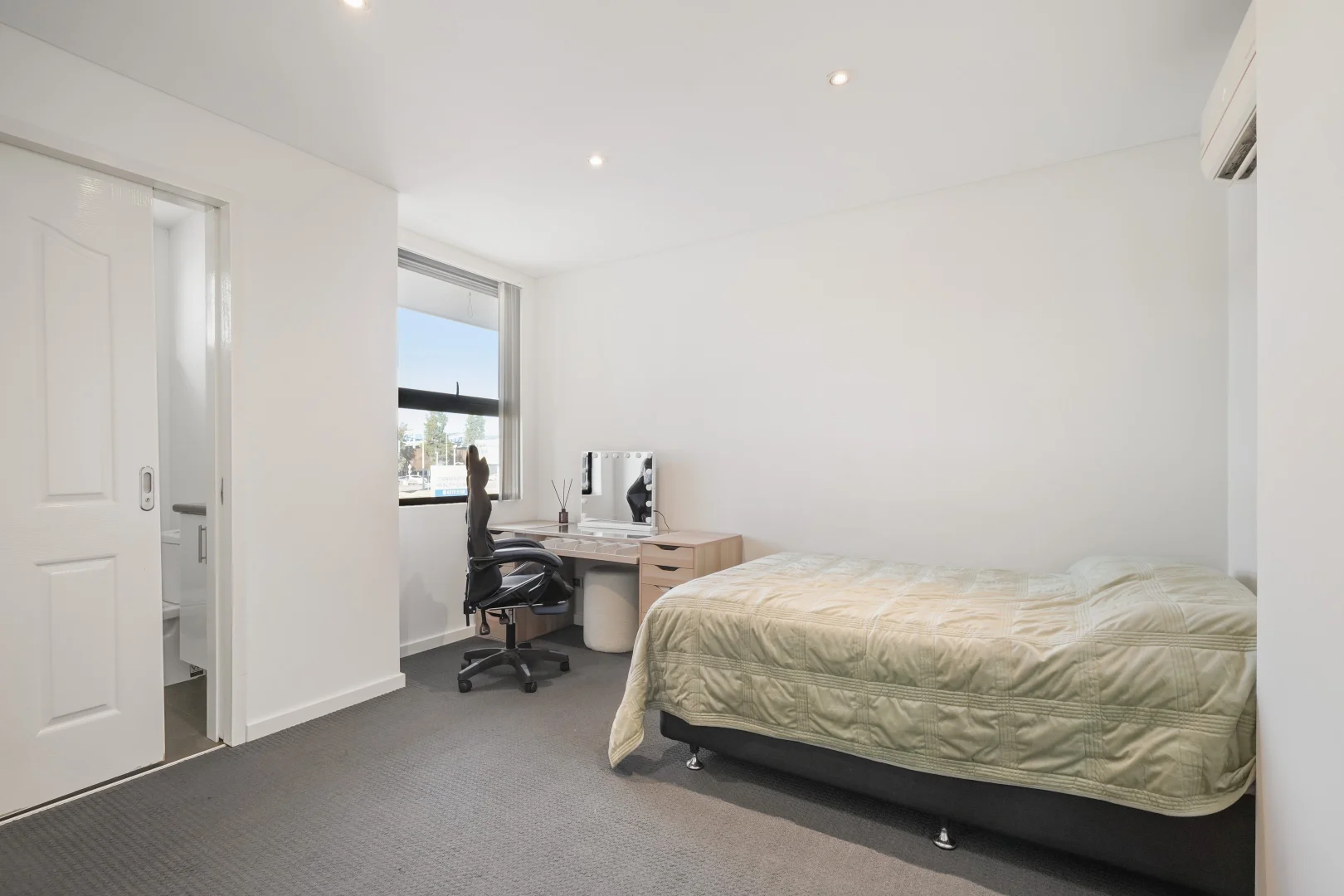 Additional image 16 of 3/6 Oak Street, Cannington WA 6107