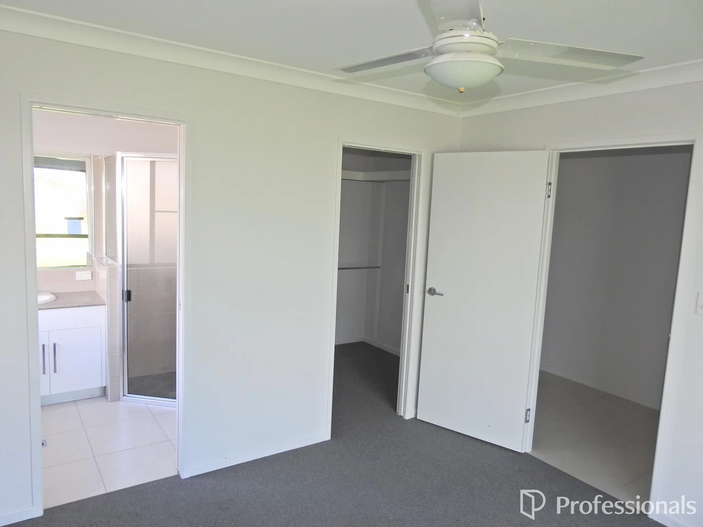 Additional image 5 of 1 & 2/24 Macartney Drive, Marian QLD 4753