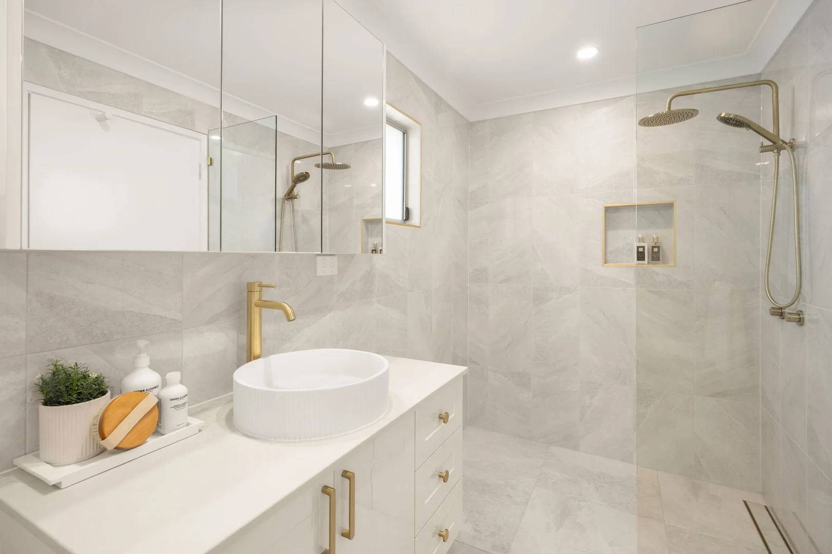 Additional image 14 of 44A Scenic Road, Kenmore QLD 4069