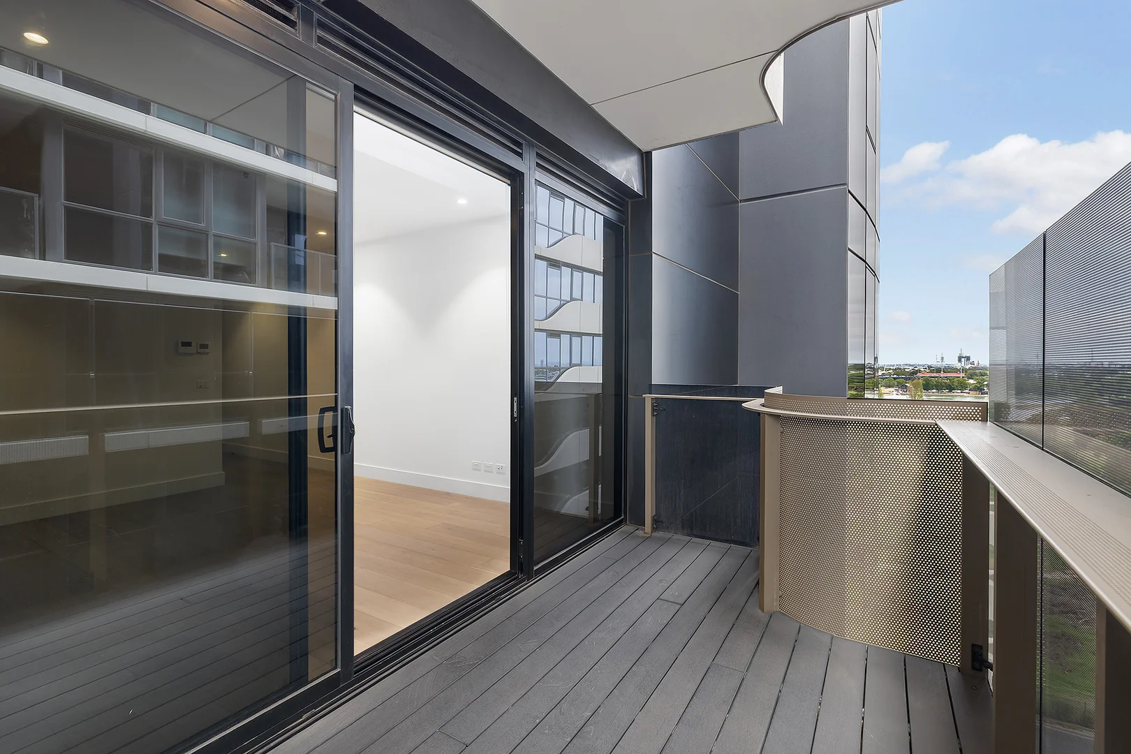 Additional image 5 of 912/14 Queens Road, Melbourne VIC 3004