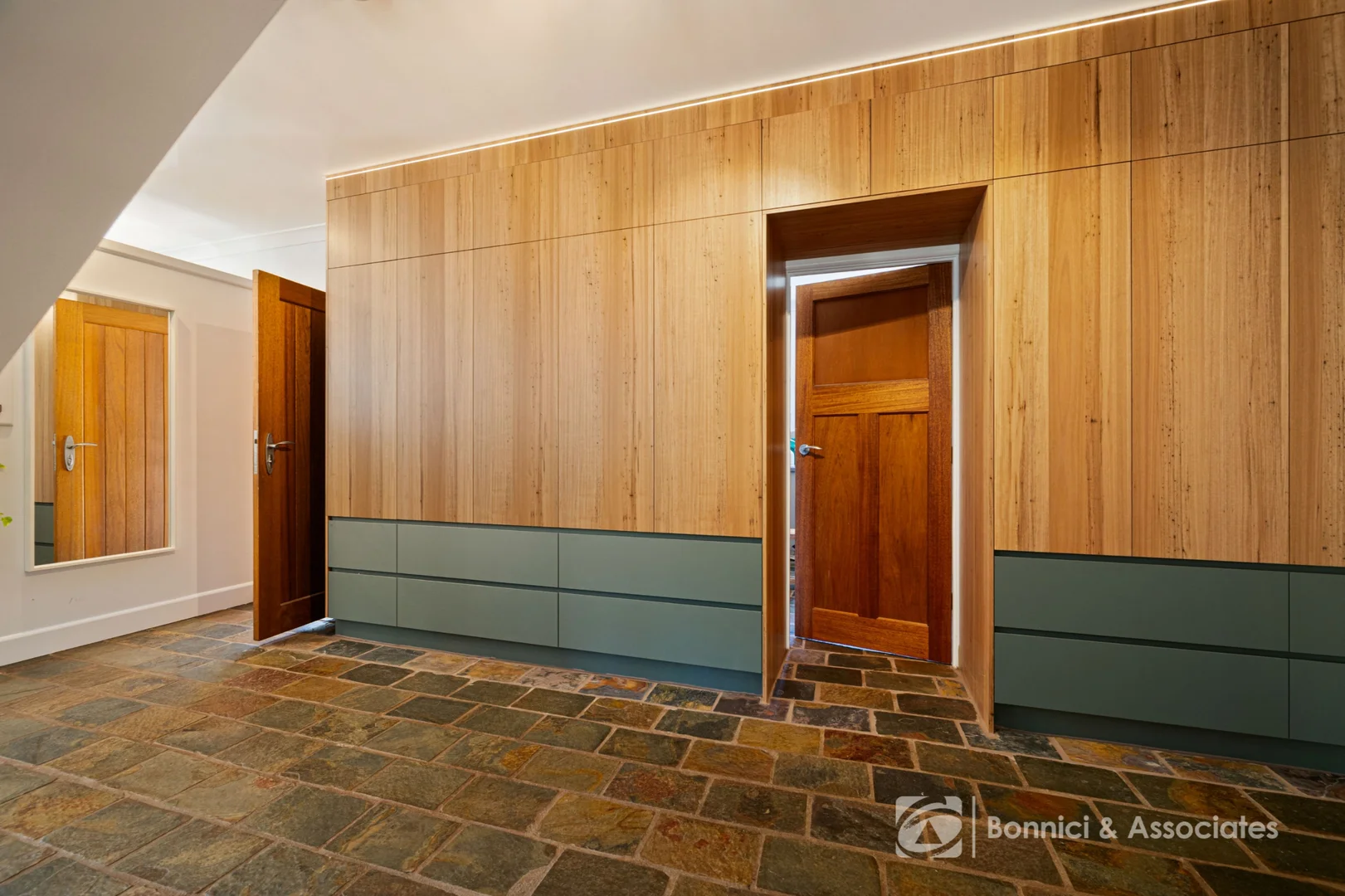 Additional image 9 of 7 Mansion Road, Beechworth VIC 3747