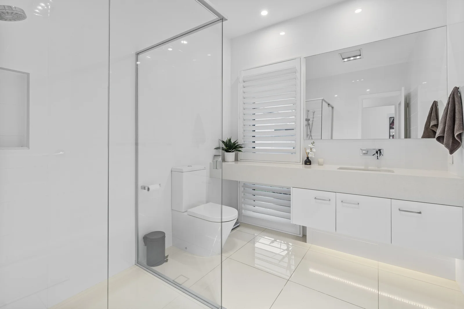 Additional image 20 of 11 Captains Court, Raby Bay QLD 4163