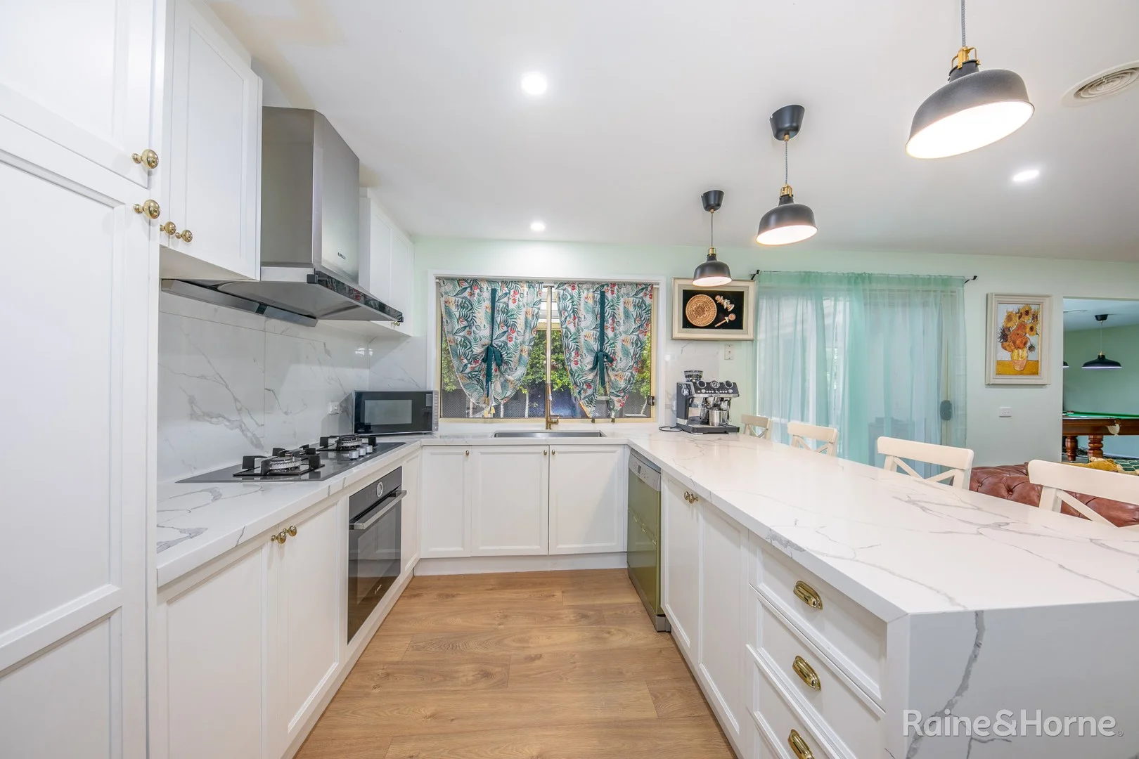 Additional image 2 of 15 Orchardview Grove, Sunbury VIC 3429