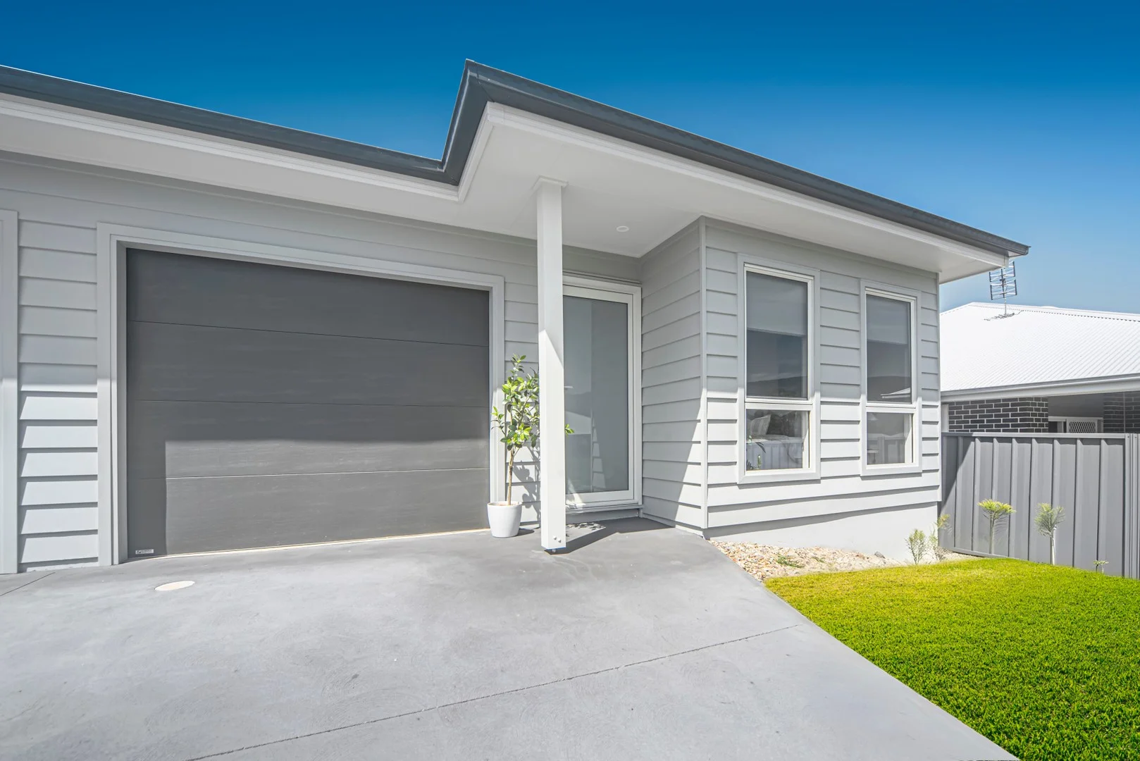 23B Spitfire Street, Badagarang NSW 2540