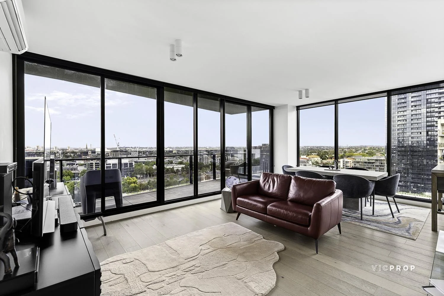 1705/18 Yarra Street, South Yarra VIC 3141