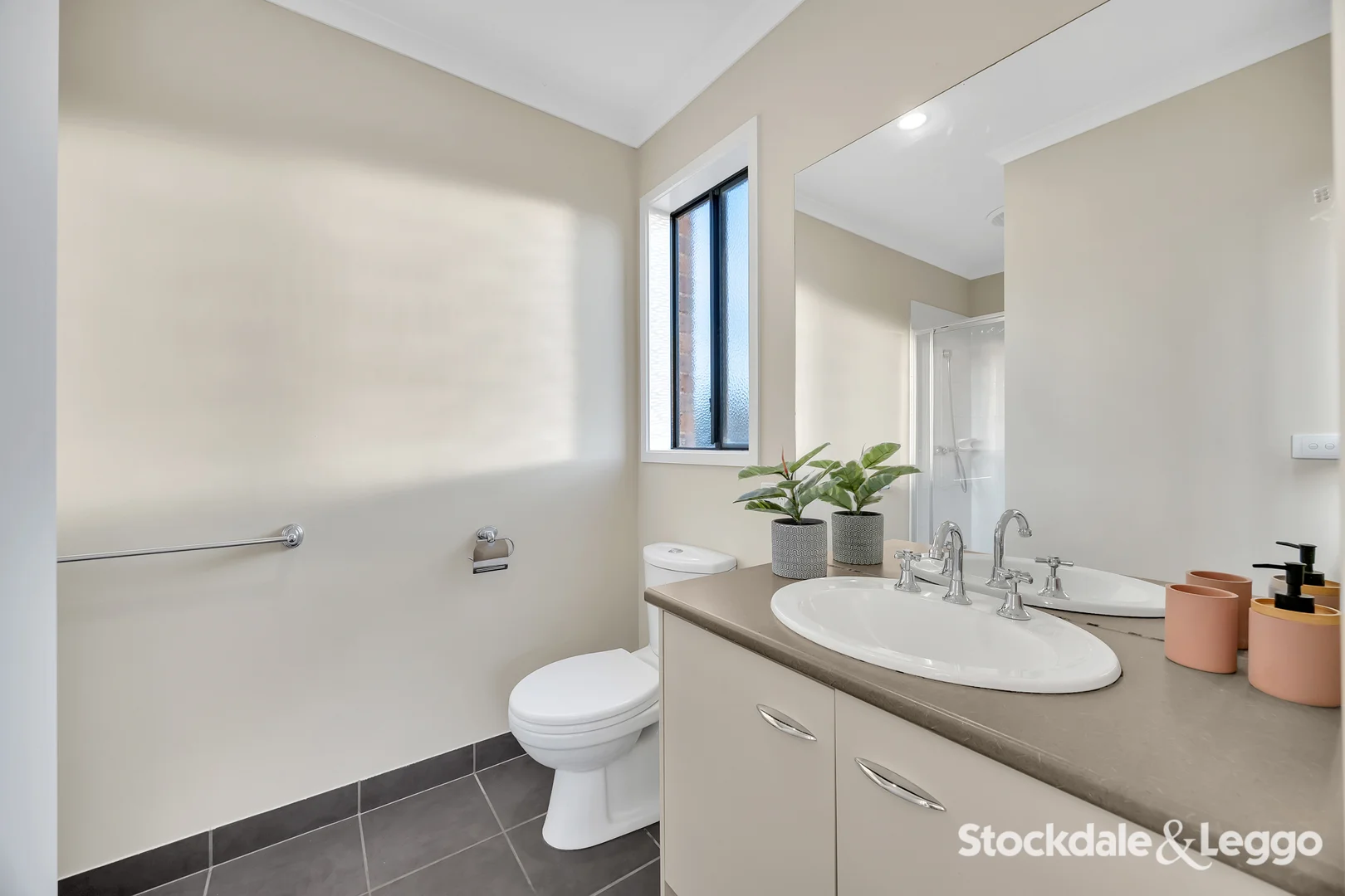 Additional image 15 of 9 Ellenborough Crescent, Manor Lakes VIC 3024