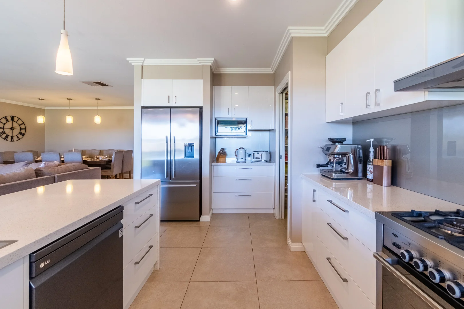 Additional image 8 of 9 Evatt Street, Temora NSW 2666