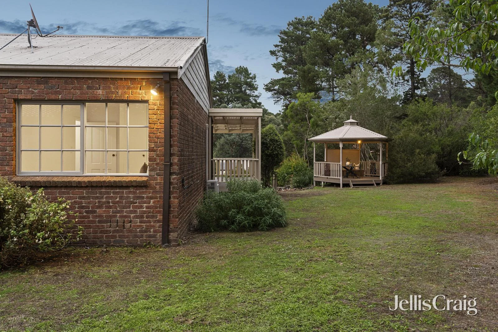 Additional image 17 of 5 Talwong Court, Research VIC 3095