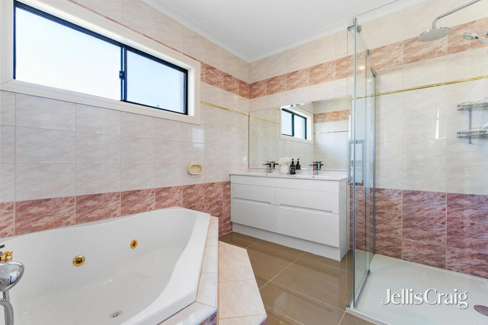 Additional image 14 of 4 Blackbird Rise, Avondale Heights VIC 3034