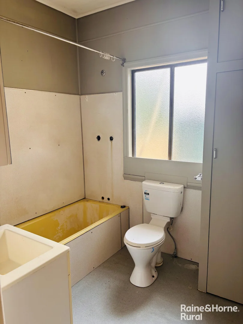 Additional image 11 of 31 Russell Street, Wallumbilla QLD 4428