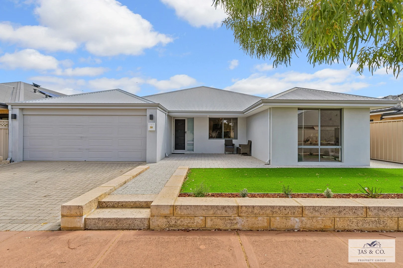 19 Domina Turn, Caversham WA 6055