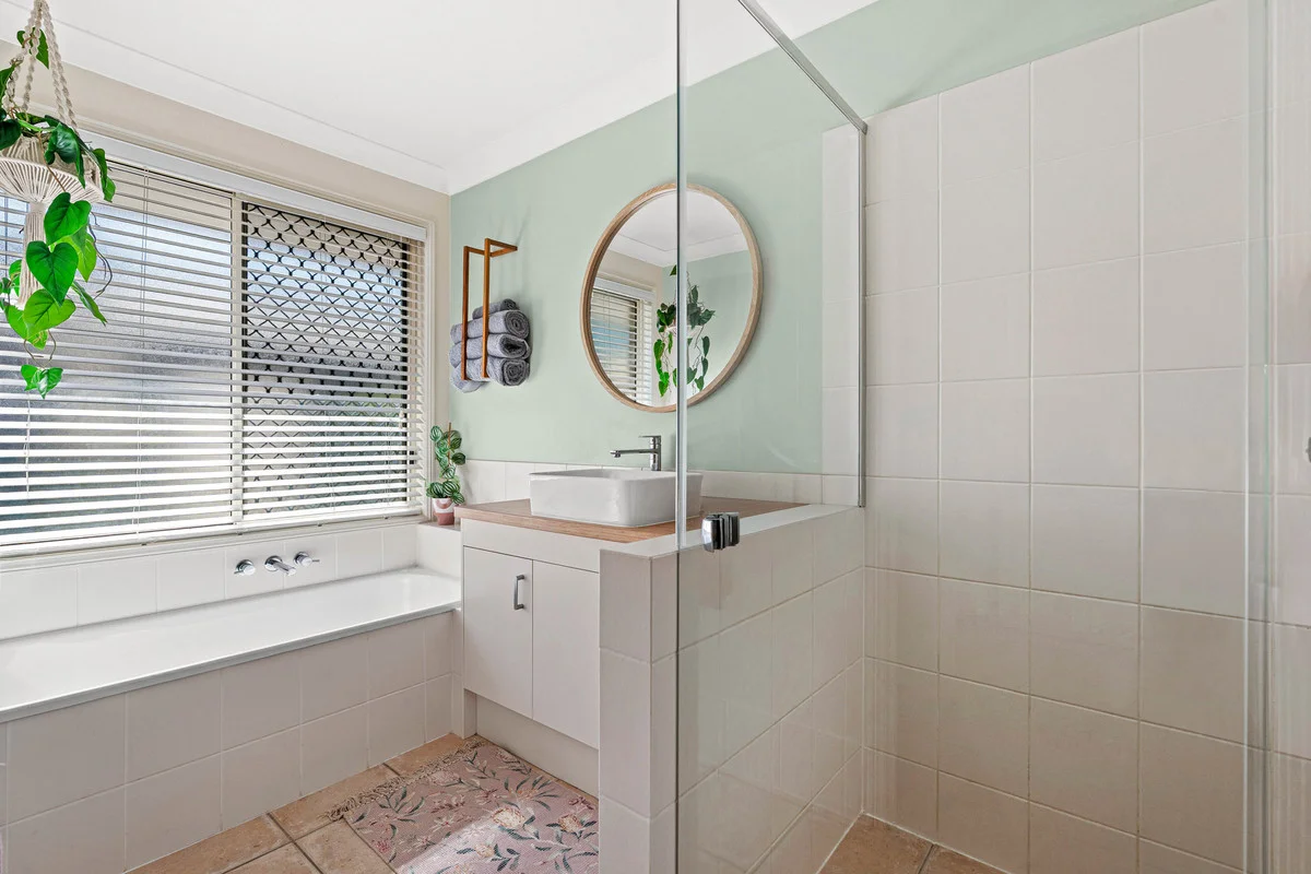 Additional image 11 of 3 Cedarview Place, Wellington Point QLD 4160