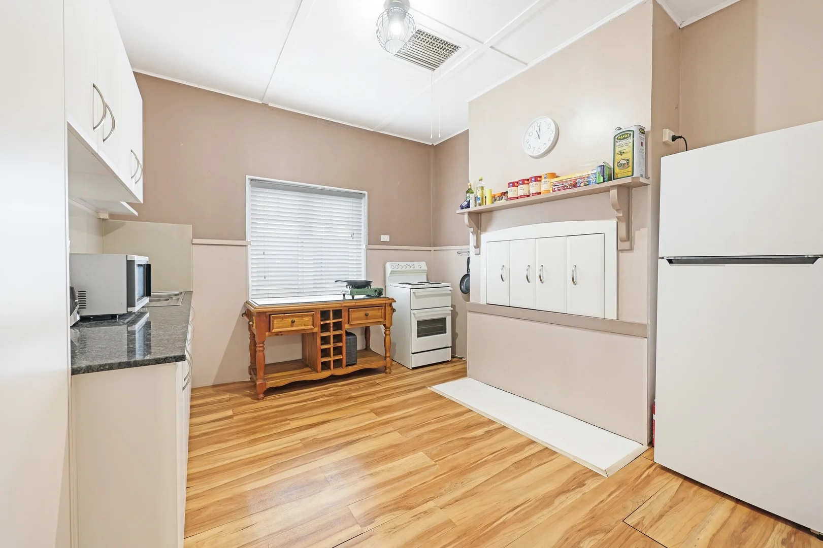 Additional image 3 of 41 Mathews Street, West Tamworth NSW 2340