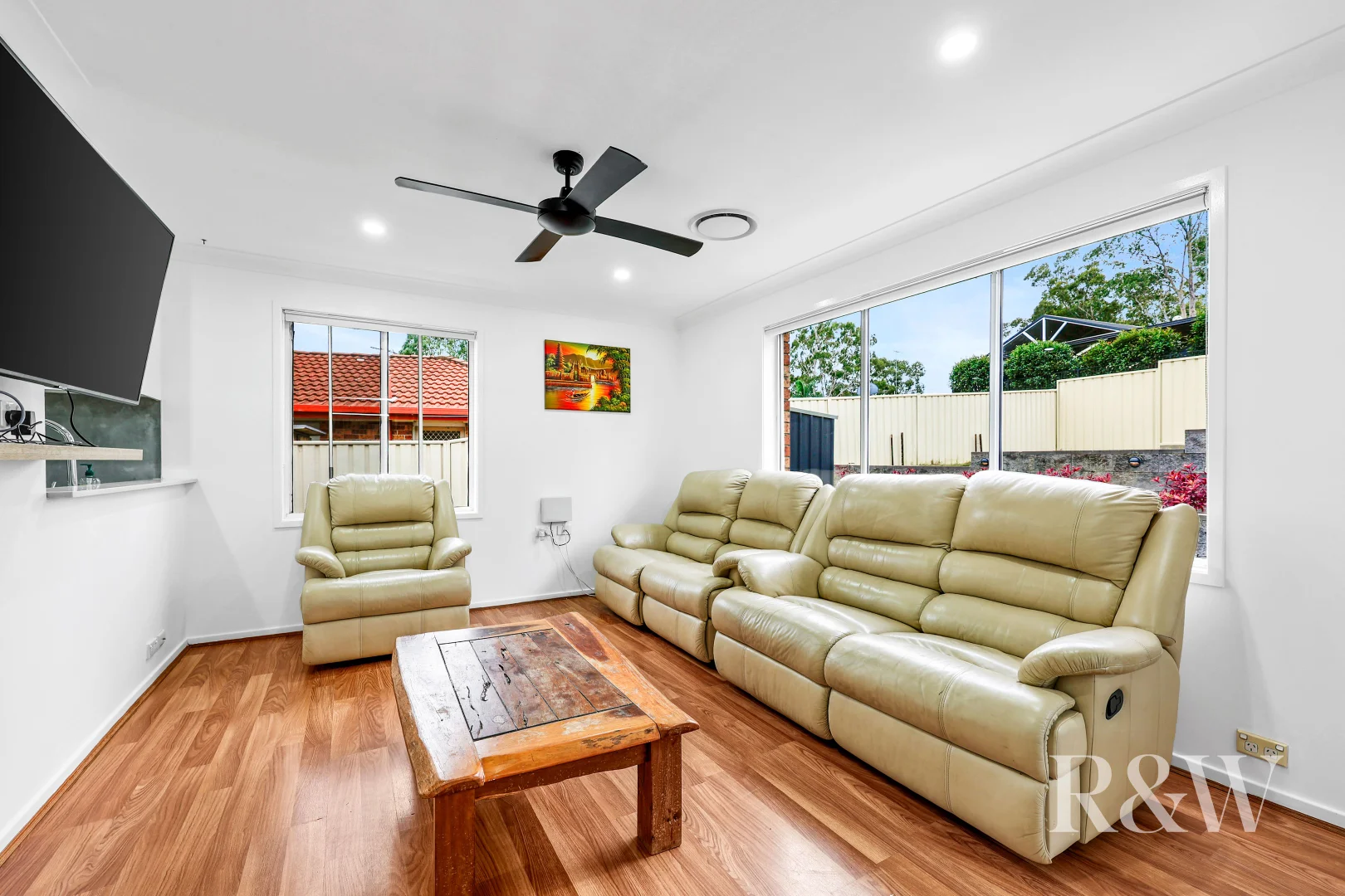 Additional image 7 of 50 DOWNES CRESCENT, Currans Hill NSW 2567