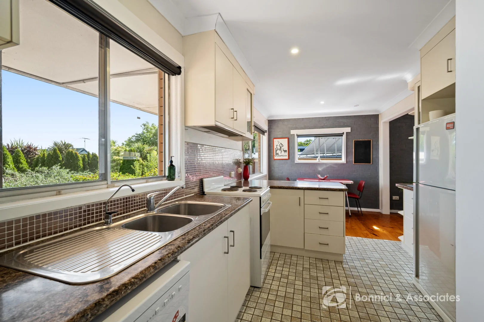 Additional image 7 of 21 Hodge Street, Beechworth VIC 3747