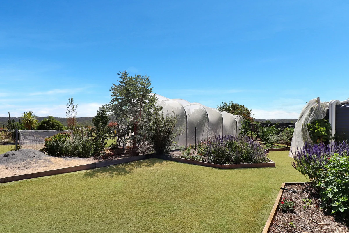 Additional image 22 of 26 Burton Crescent, Stanthorpe QLD 4380