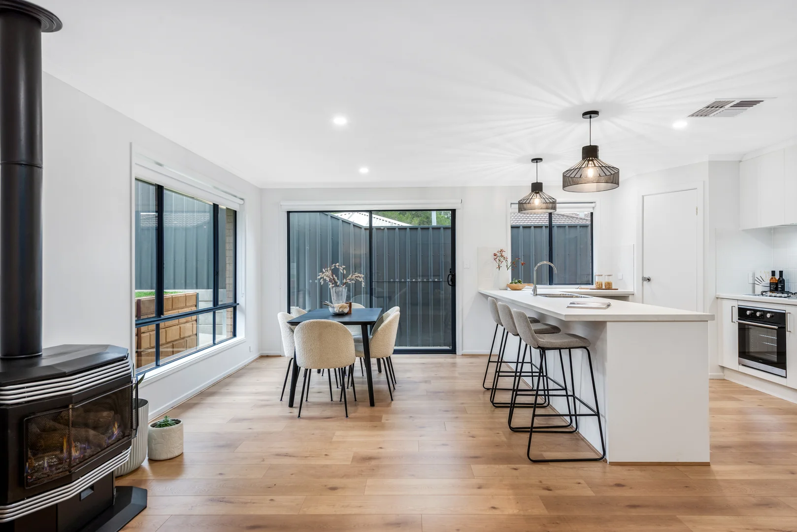 Additional image 8 of 28 Leonard Road, Morphett Vale SA 5162