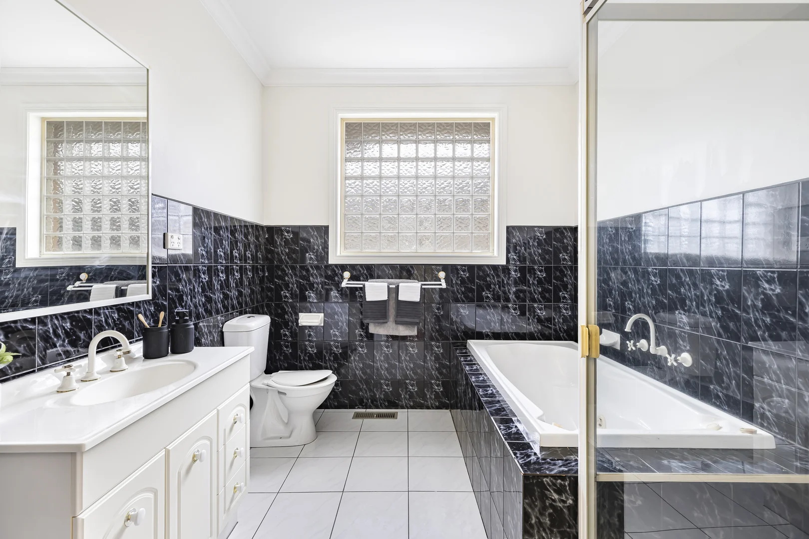 Additional image 8 of 1/5 Bellara Street, Doncaster VIC 3108